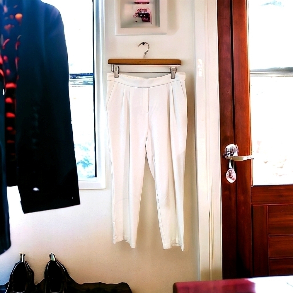 Seven Sisters Cropped Pants Size